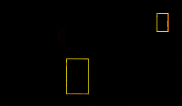 梅家中桌上花瓶和人偶位置图