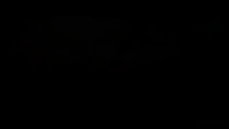 游戏中扭曲的铁塔画面