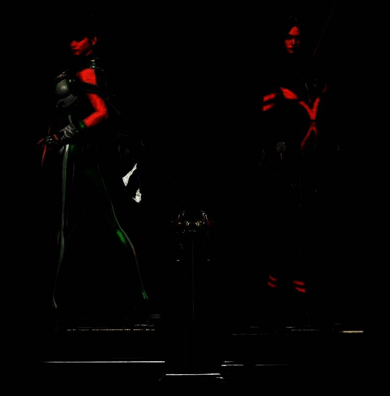 《剑星》伊芙与塔奇超写实雕像