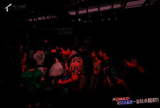 暗区突围展位现场画面