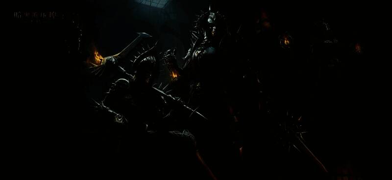 角色换装前后对比图，展示不同风格时装的魅力