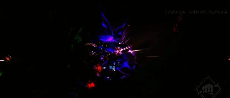 英雄们在峡谷中争夺魔鬼辣椒，每个人身上都带着不同的奇特特效