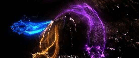 蜘蛛皇与毒蛛协同作战场景，画面中弥漫绿色毒雾，敌人被困于蛛网之中