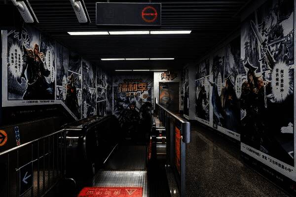 杭州凤起路地铁站被改造为三国杀主题空间，墙面布满武将插画与游戏标语，乘客驻足拍照