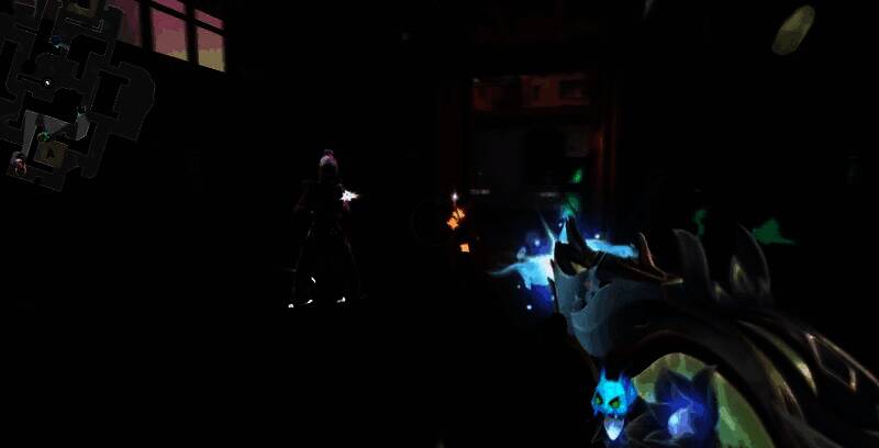 玩家使用判官瞄准敌人头部与腿部的对比视角，红点精准锁定关键部位