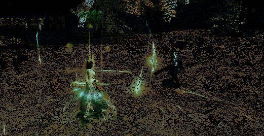 粉色花瓣自地面绽放，敌人被困其中，无法移动